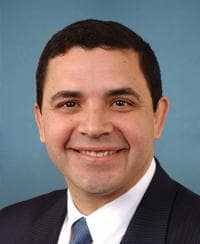 Official portrait of Henry Cuellar
