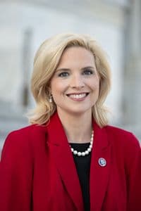 Official portrait of Ashley Hinson