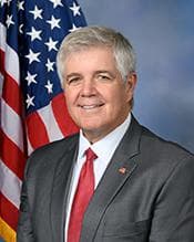 Official portrait of Cliff Bentz