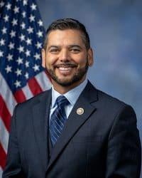 Official portrait of Raul Ruiz