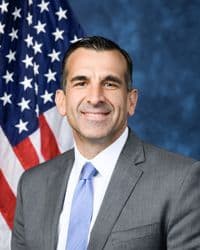 Official portrait of Sam T. Liccardo