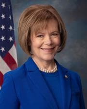 Official portrait of Tina Smith