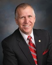 Official portrait of Thomas Tillis